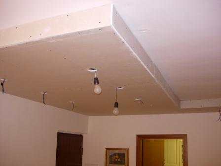 Come stuccare un controsoffitto cartongesso